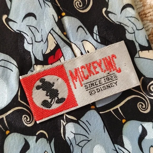VINTAGE SUPER RARE GENIE silk tie from ALADDIN. 4" Mickey Inc. Circa 1990s - Picture 4 of 13